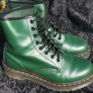 DR MARTENS 1460 Green Boots